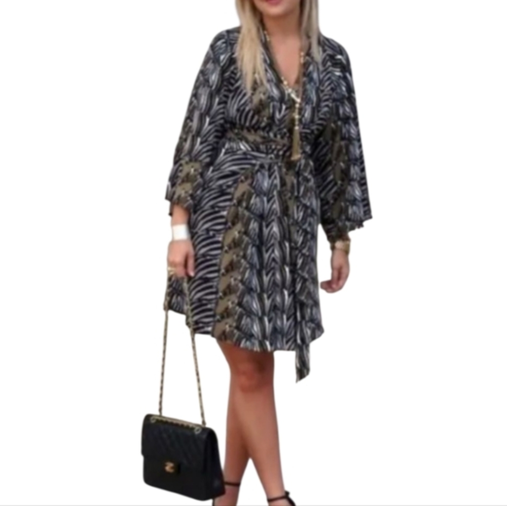 BANANA REPUBLIC Issa London Collection‎ Zebra Black Green Kimono Dress Size 10